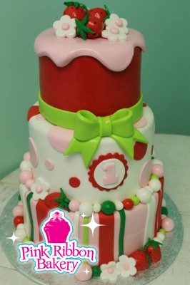 Birthday Cake  on Custom Birthday Cakes   Pink Ribbon Bakery